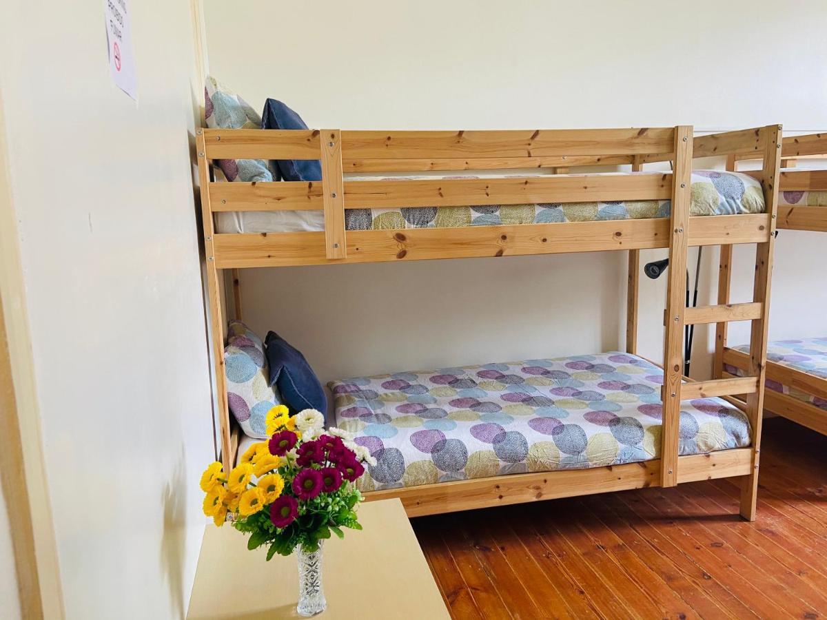 Angels Hostal *